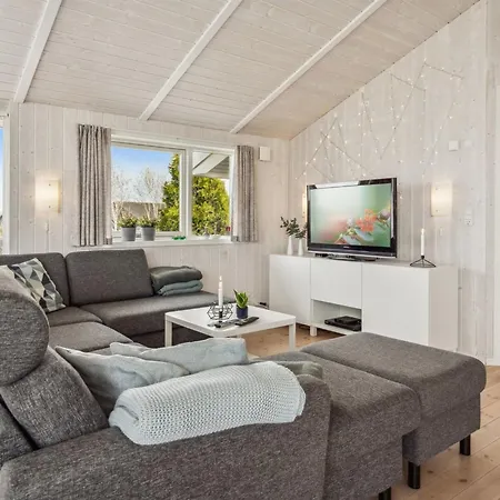 Arnod - 400m From The Sea By Interhome Feriehus