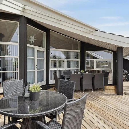 Arnod - 400m From The Sea By Interhome Feriehus *